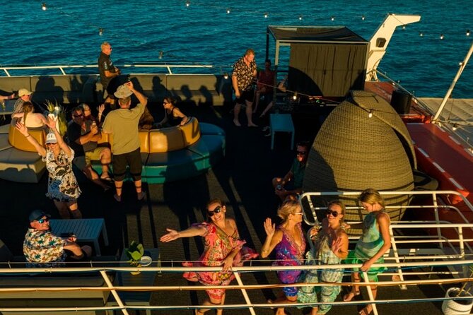Broome: Cable Beach Sunset Dinner & Entertainment Cruise - Cancellation Policy