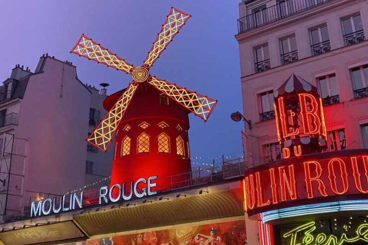 Brother Tour of Montmartre, Artistic and Bohemian Paris - Key Points