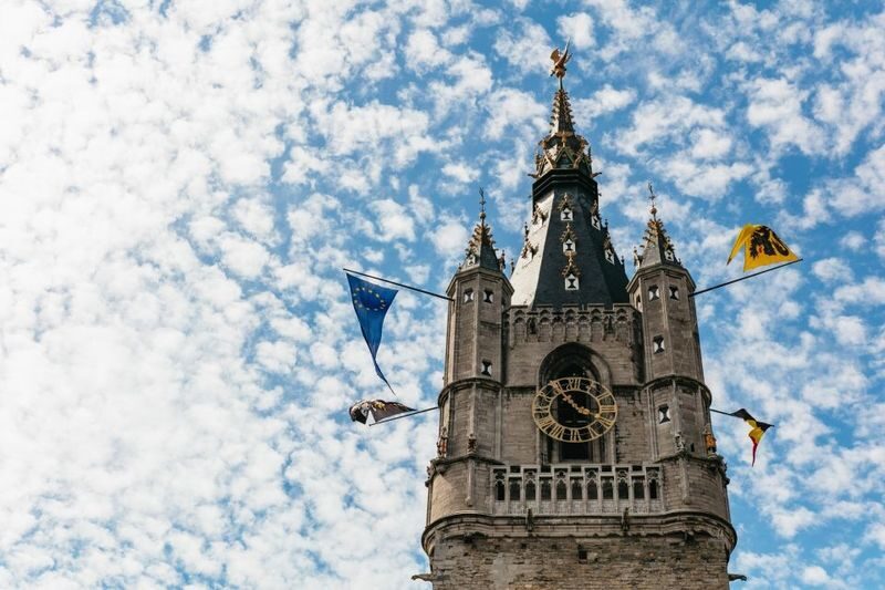 Bruges and Ghent Day Tour from Brussels - Guides, radios, and the group pace