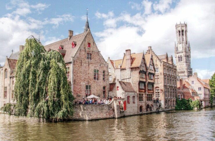 Bruges: Bruges Private Walking Tour - Experience Highlights