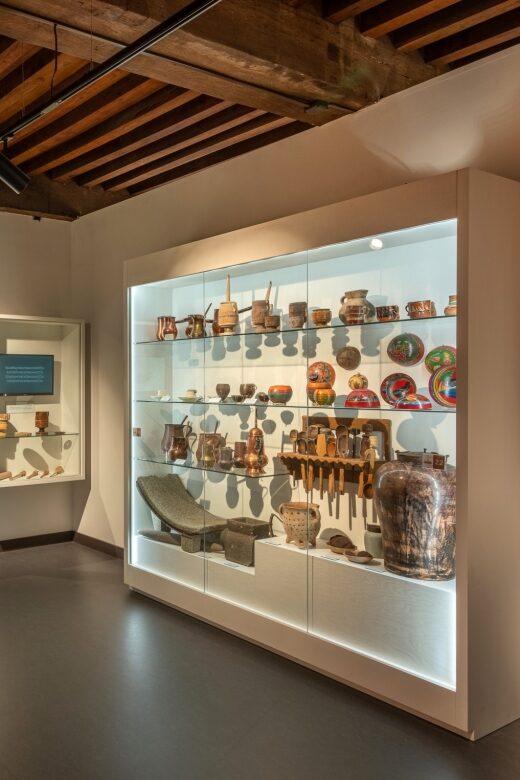 Bruges: Choco-Story Museum with Audio Guide and Tastings - Practical Tips for Visiting