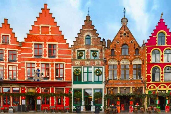 Bruges Day Trip from Paris - A long ride for a short, lovely visit