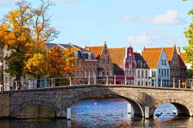 Bruges Day Trip from Paris - Leaving Paris at 07:15