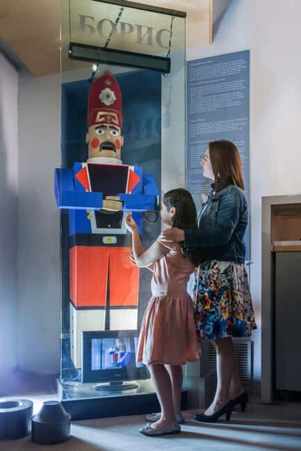 Bruges: Diamond Museum Ticket with Polishing Demonstration - Good To Know