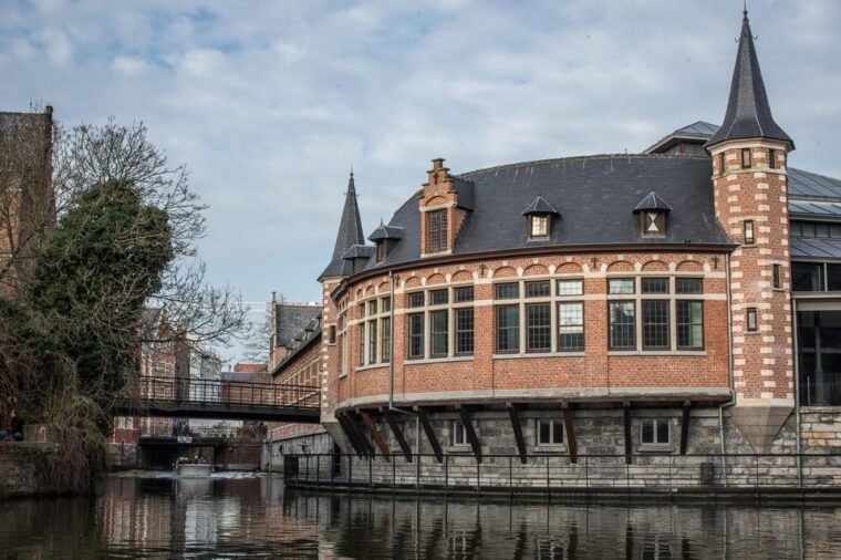 Bruges & Ghent from Brussels & Antwerp by Train Daily Tour - FAQ