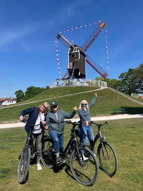 Bruges: Guided Bike Tour with a Local to Sights & Secrets - Insights from Reviews: Real Experiences and Tips