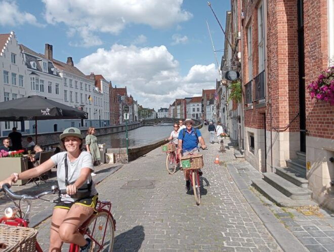 Bruges: Guided Retro Biketour: Highlights and Hidden Gems - Additional Reviews