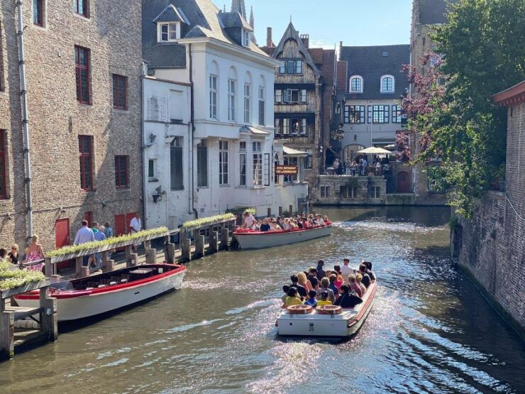 Bruges Guided Walking Tour: Stories, Mysteries and People - Booking and Logistics