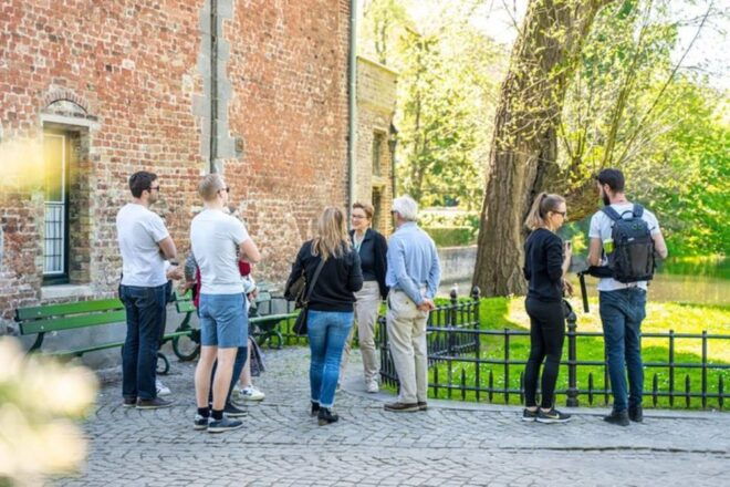 Bruges: Guided Walking Tour With Beer and Waffle - Discover Bruges Secrets and Fun Facts