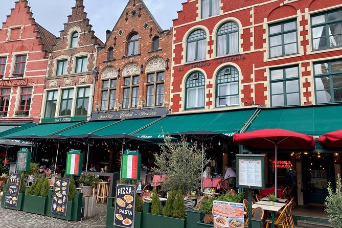 Bruges Highlights Trip From Paris With Lunch, Boat Trip, Brewery & Chocolate - Guided Walking Tour