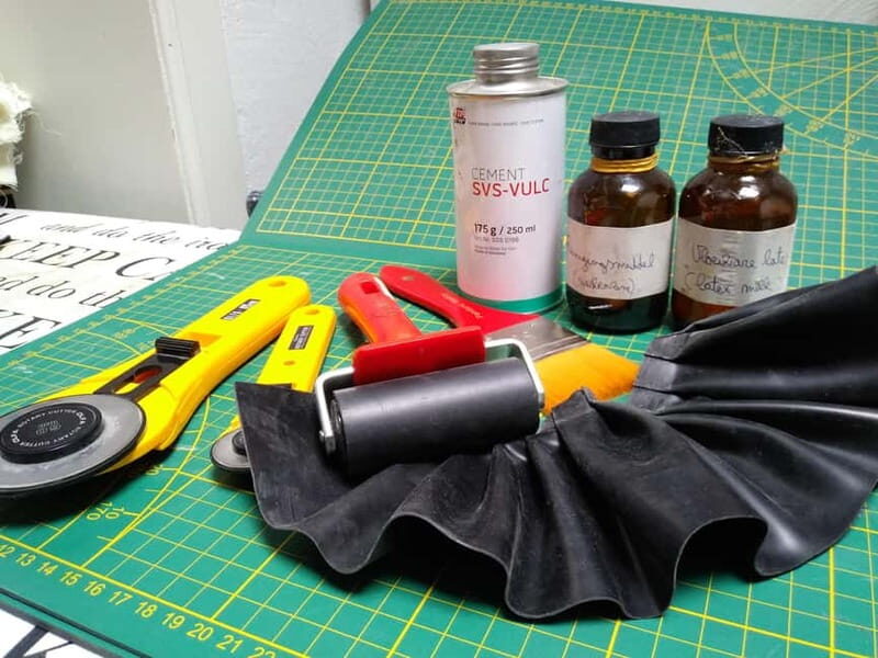 Bruges: Latex Clothing Workshop - Good To Know: