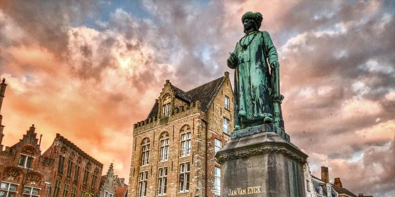 Bruges: Nightly Tales and Untold History Walking Tour - A Genuine Deep Dive into the Experience