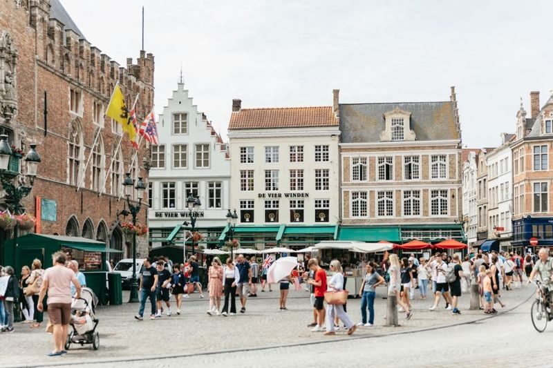 Bruges Old Town, Market Square & Basilica Day Tour - Making the most of your free time
