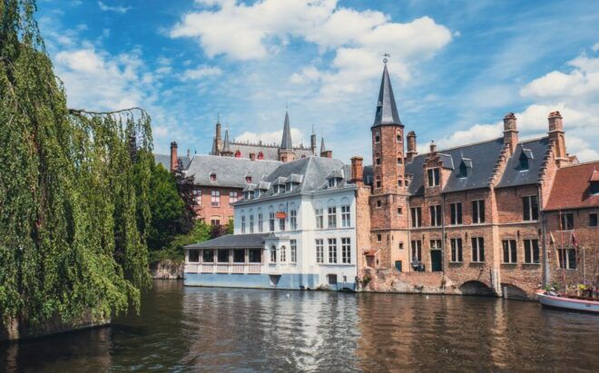 Bruges: Outdoor Bachelorette Party Mobile Exploration Game - Payment Flexibility