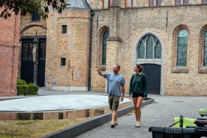 Bruges: Private Tour With Locals – Highlights & Hidden Gems - Full Description