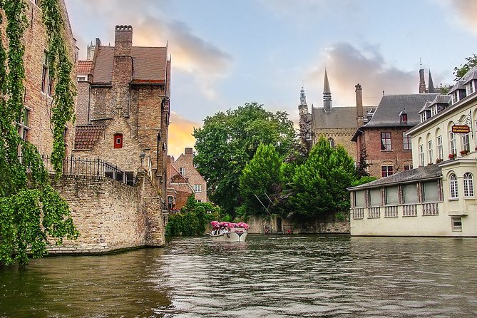 Bruges Private Walking Tour With A Professional Guide - Tour Overview and Details