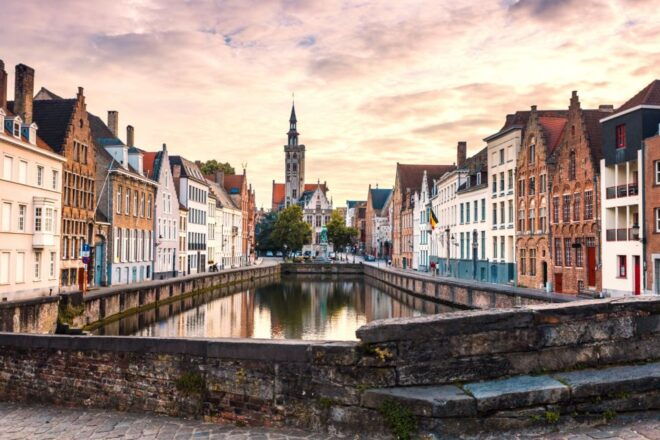 Bruges: Self-Guided Highlights Scavenger Hunt & Walking Tour - Customer Reviews