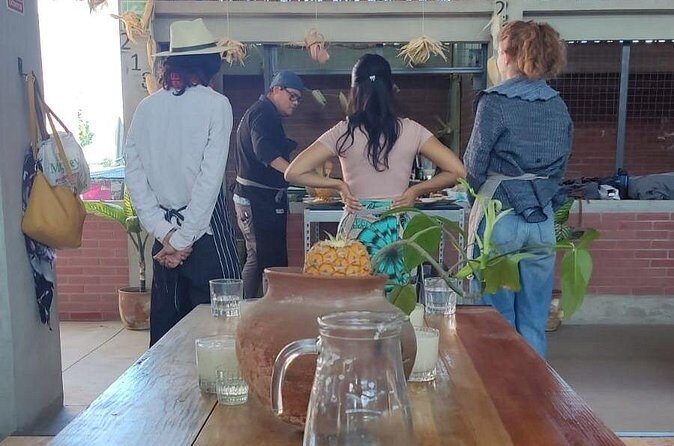 Brunch and Cocktails at the largest market in Oaxaca - Who Will Love This Experience?