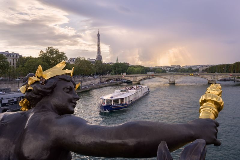 Brunch or Dinner Cruise on Seine River in Paris - Save a little time for the rooftop deck