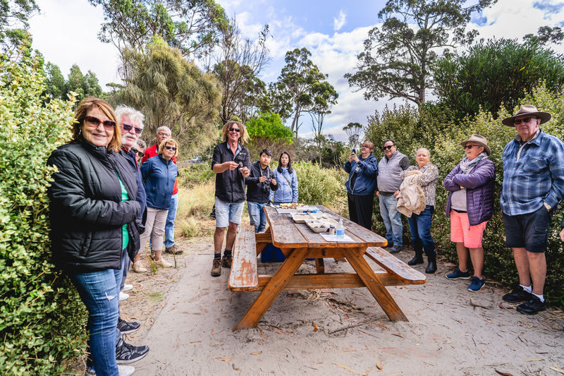 Bruny Island Food, Sightseeing and Exclusive Lighthouse Tour - What the price covers, and where the value lies