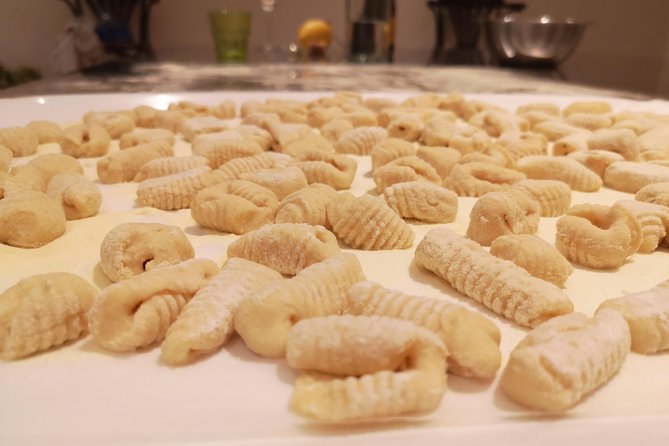 Bruschetta, Fettuccine, Gnocchi, Tiramisù Cooking Class in Rome - Enhancements to the Experience