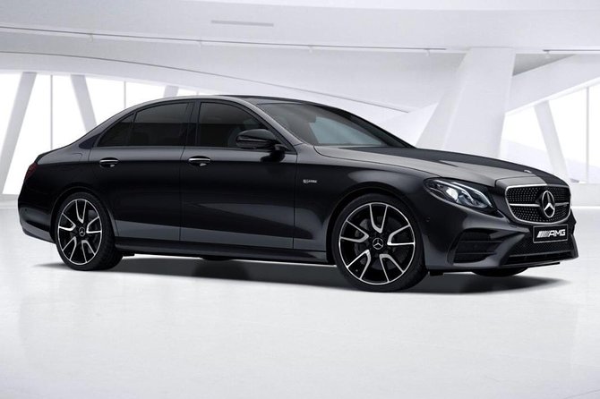 Brussels Airport Transfers : Airport BRU to Brussels City in Business Car - Pricing and Group Size Options