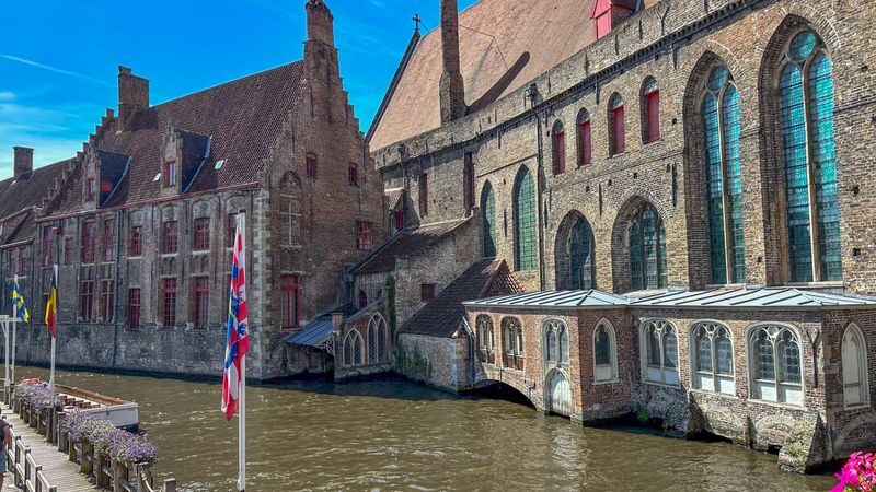 Brussels and Bruges one-day tour from Paris - Should you book this Brussels and Bruges day trip?