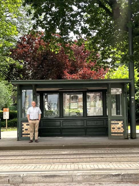 Brussels: "Art Nouveau" Half-Day Tour with Chocolate Tasting - Practical Aspects and Tour Highlights