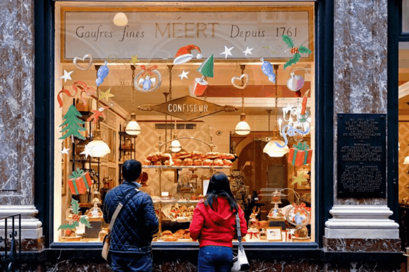 Brussels: Christmas Lights and Markets 3 Hour Walking Tour - Exploring the Itinerary in Detail  