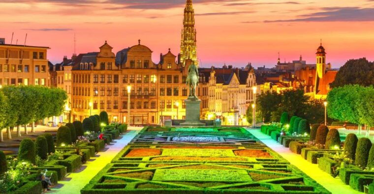 Brussels: Christmas Market Magic Walking Tour with a Local - Why This Tour Works Well  
