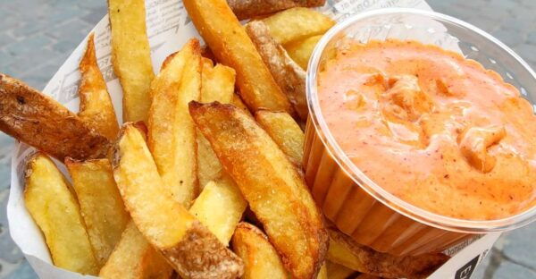 Brussels: City Center Guided Food Tour With Tastings - Tour Guide Languages