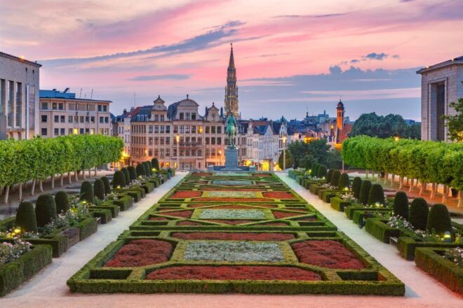 Brussels: City Exploration Game and Tour - Full Description