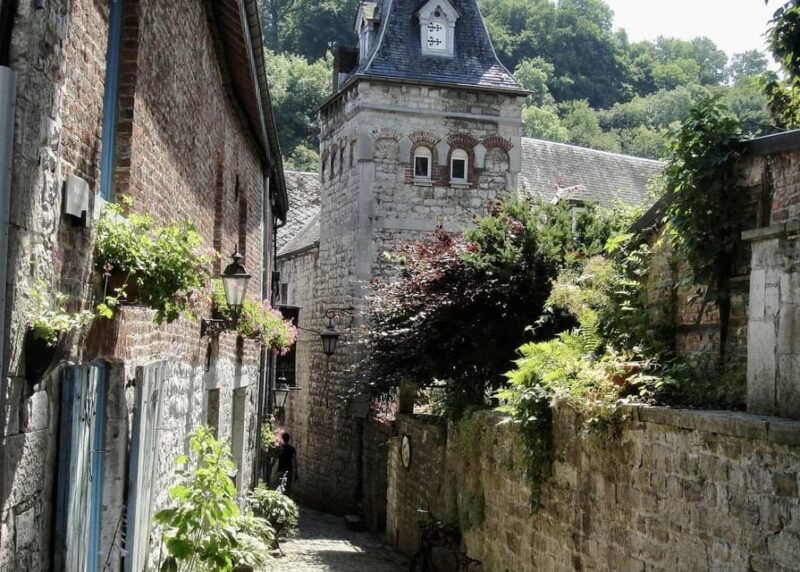 Brussels: Durbuy and Kasteel Bouchout Private Day Trip - What Makes This Tour Stand Out