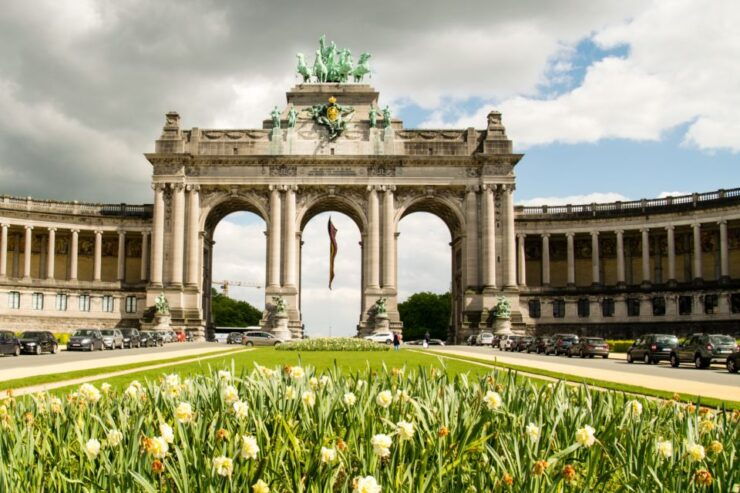 Brussels: First Discovery Walk and Reading Walking Tour - Activity Details