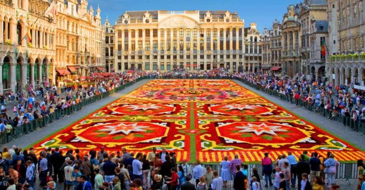 Brussels: Grand Place Bachelorette Party Game - Experience Highlights