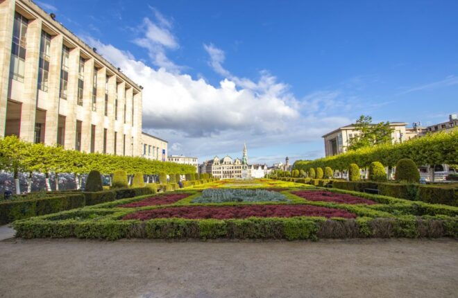 Brussels: Guided Walking Tour With a Local - Exploring Hidden Parks and Historic Sites