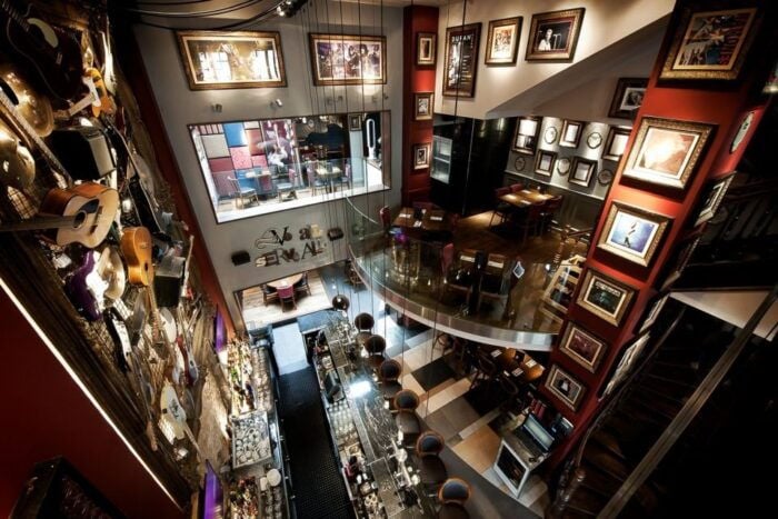 Brussels: Hard Rock Cafe with Set Menu for Lunch or Dinner - FAQ