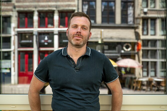 Brussels Highlight Tour With a Real Belgian Guide - Hidden Gems and Local Secrets