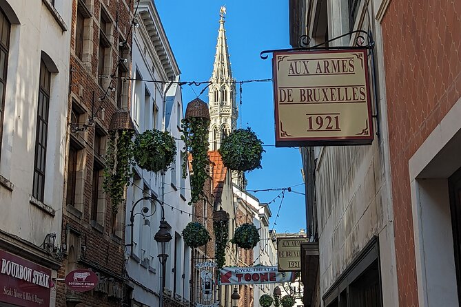 Brussels Highlight Tour With a Real Belgian Guide - Practical Information and Booking Details
