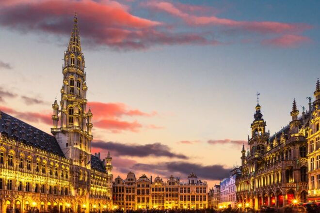 Brussels: Highlights Self-Guided Scavenger Hunt and Tour - Inclusions