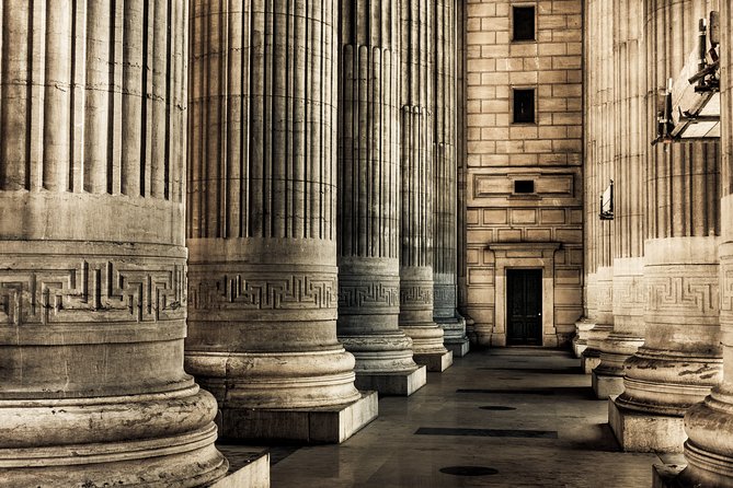 Brussels: Historic Lower Town & Charming Upper Town Private Tour - Reviews and Rating Breakdown
