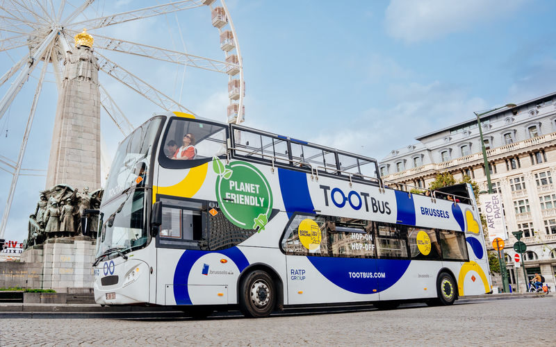 Brussels Hop-On Hop-Off Bus by Tootbus - A first look at Brussels from the upper deck