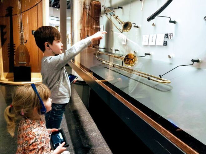 Brussels: Musical Instruments Museum Entry Ticket - Select Participants and Date