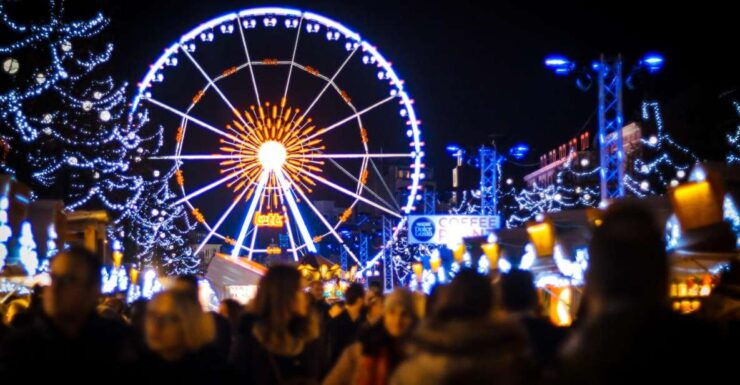 Brussels: Open Top Christmas Lights Tootbus Tour - Tour Experience