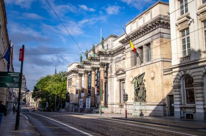 Brussels: Private Exclusive History Tour With a Local Expert - Personalized Tour Tailored to Your Interests