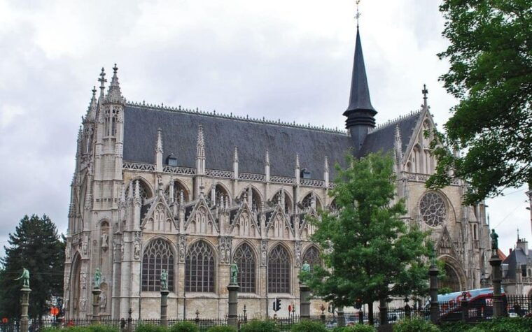 Brussels: Private & Fully Customizable Half-Day Tour - Experience the Local Culture