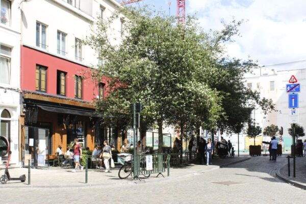 Brussels: Self-Guided Interactive Place Saint Catherine Tour - Accessibility and Availability