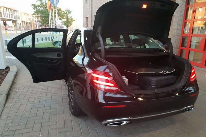Brussels Shuttle Transfer - Paris-Charles De Gaulle Airport (1 to 8 Places) - Service Overview