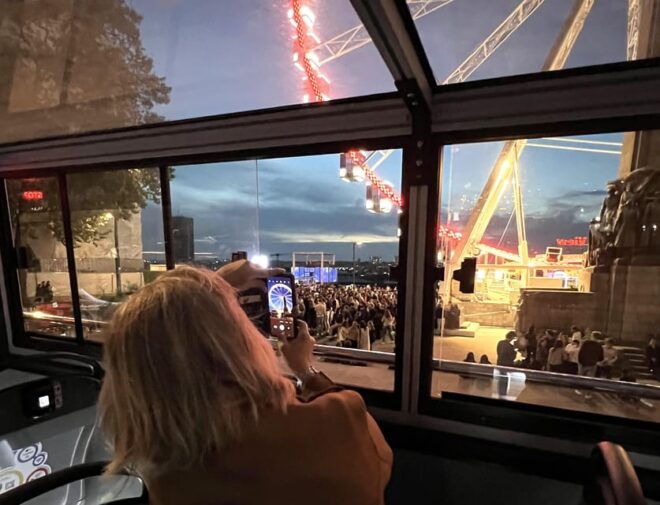 Brussels: Sunset Bus Tour and The View Ferris Wheel - Tour Details