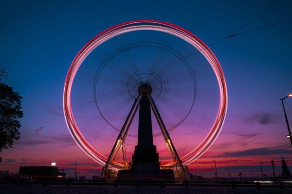 Brussels: Sunset Bus Tour and The View Ferris Wheel - What to Bring